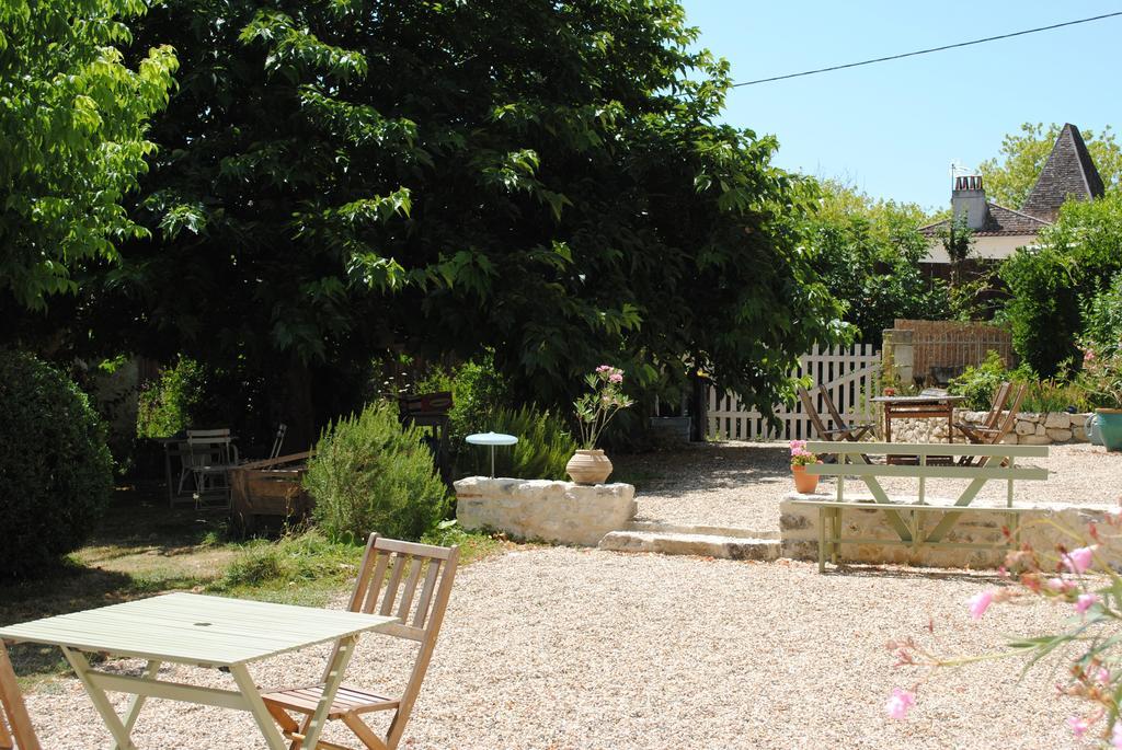 Les Foucauds Otel Saint-Quentin-de-Caplong Dış mekan fotoğraf