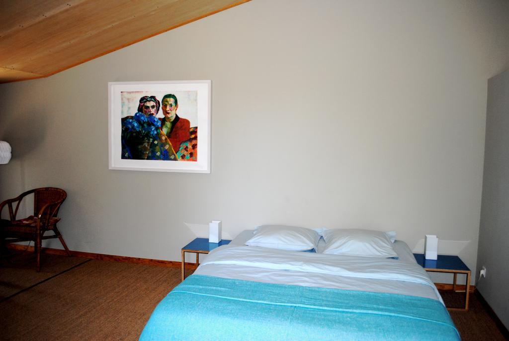 Les Foucauds Otel Saint-Quentin-de-Caplong Oda fotoğraf