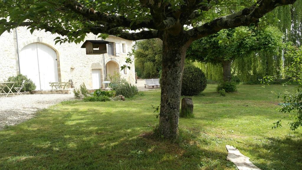 Les Foucauds Otel Saint-Quentin-de-Caplong Dış mekan fotoğraf